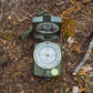 Militär kompass med metallfodral